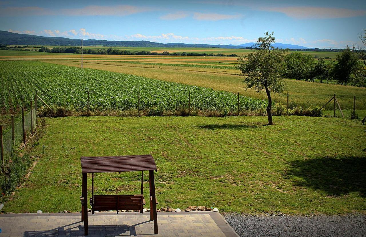 Bed and Breakfast Yosefsfeld Kutjevo Экстерьер фото